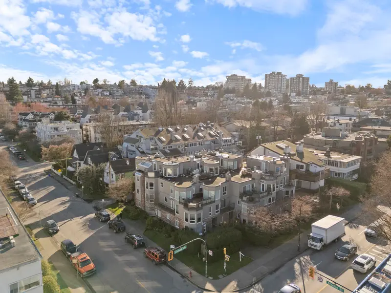 103 2110 CORNWALL AVENUE - photo 1 of 25