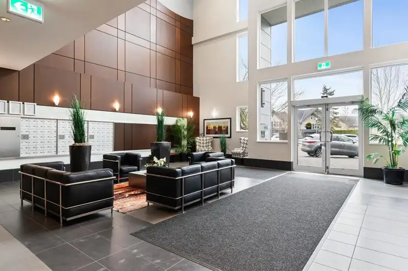 404 15850 26 AVENUE - photo 3 of 40