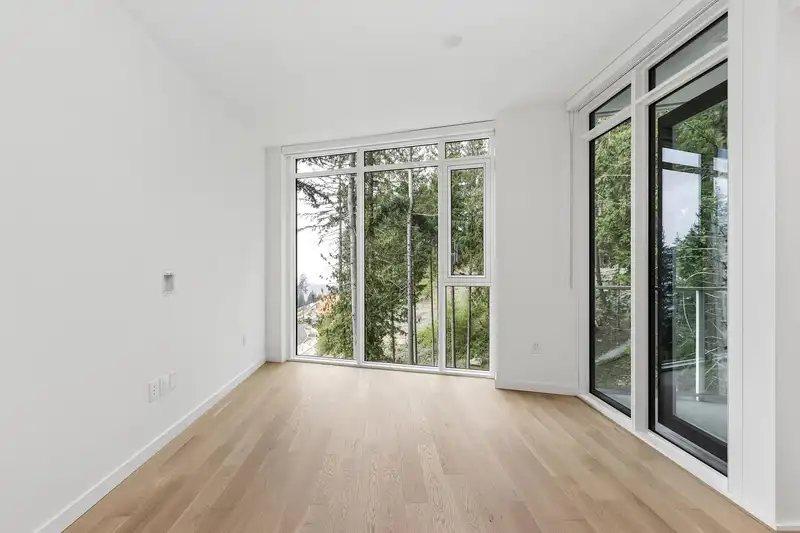 704 3963 UPLANDS WAY - photo 3 of 35
