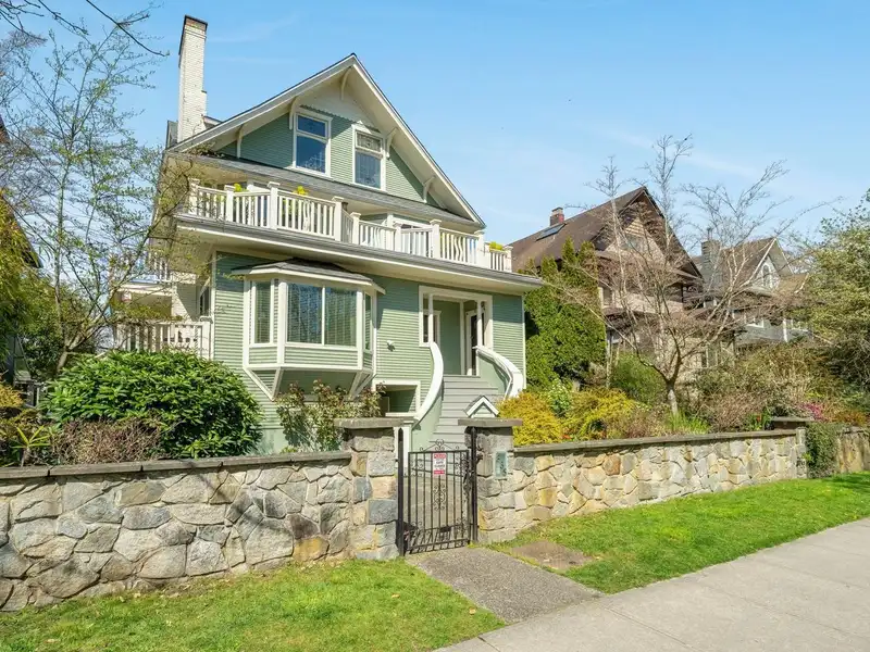 6 335 W 13TH AVENUE - photo 1 of 31