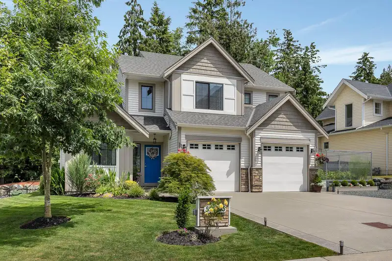 50293 SIENNA AVENUE - photo 1 of 40