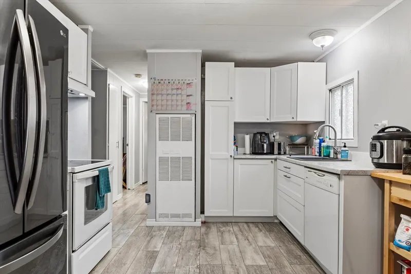 60 45640 WATSON ROAD - photo 4 of 25