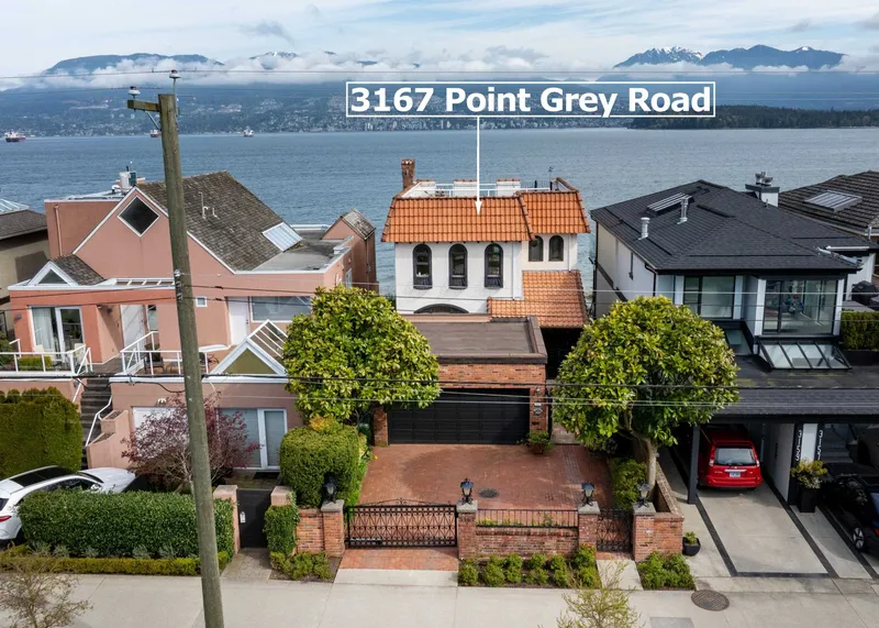 3167 POINT GREY ROAD - photo 2 of 25