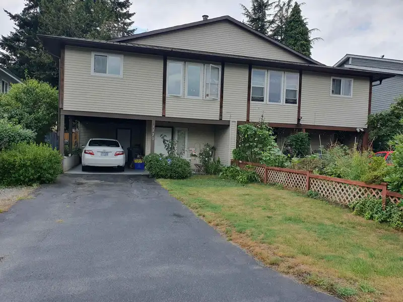 1170 HEATH CRESCENT - photo 1 of 13