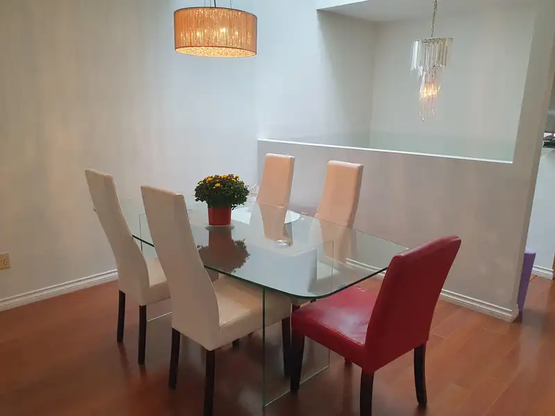 1170 HEATH CRESCENT - photo 3 of 13