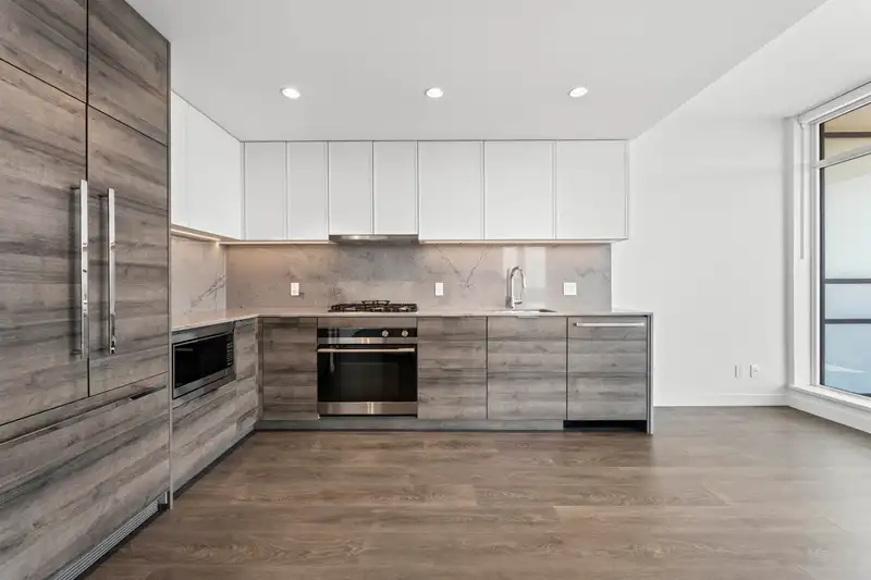 1203 1045 AUSTIN AVENUE - photo 2 of 31