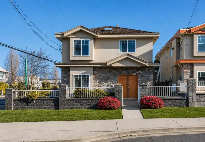 6698 UNION STREET - photo 1 of 39