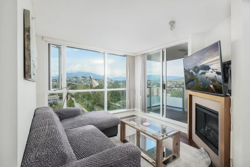 2305 4888 BRENTWOOD DRIVE - photo 2 of 18