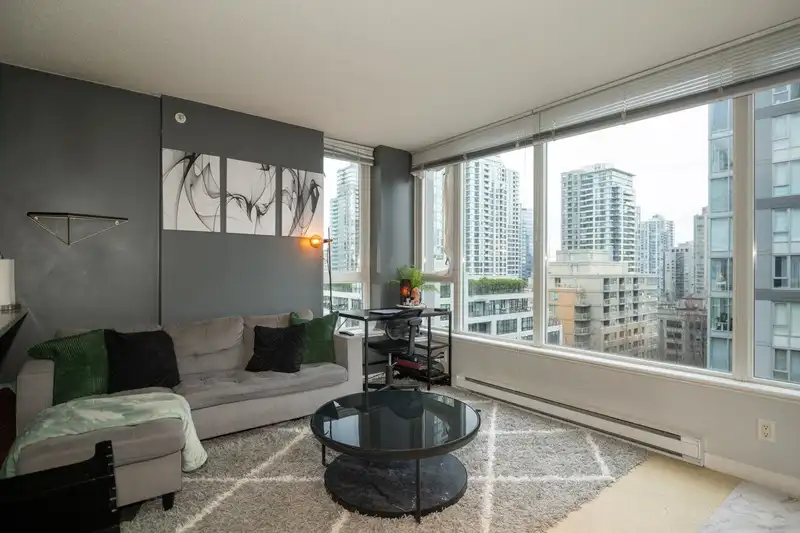 904 1001 RICHARDS STREET - photo 1 of 25