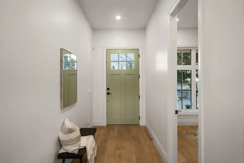 102 18171 59 AVENUE - photo 4 of 36