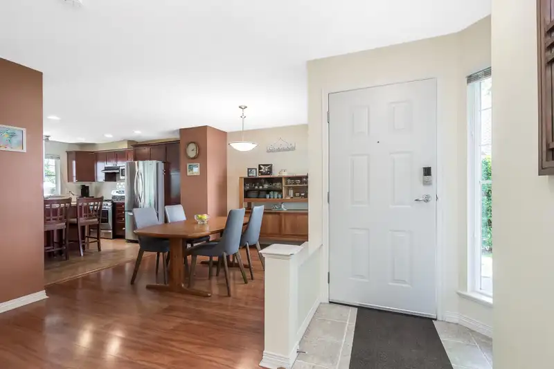 61 17097 64 AVENUE - photo 3 of 40