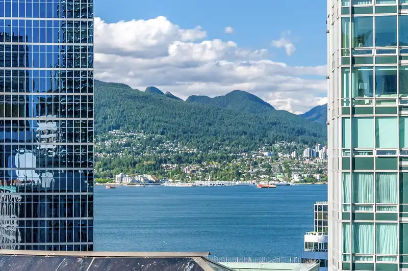1406 838 W HASTINGS STREET - photo 2 of 18