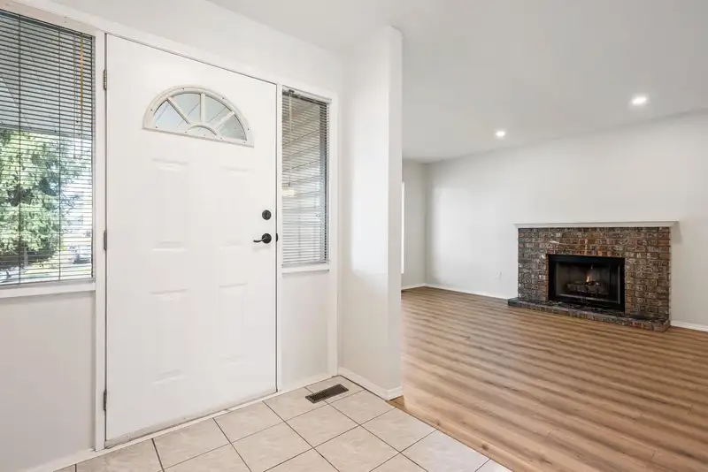 3554 CHASE STREET - photo 4 of 31