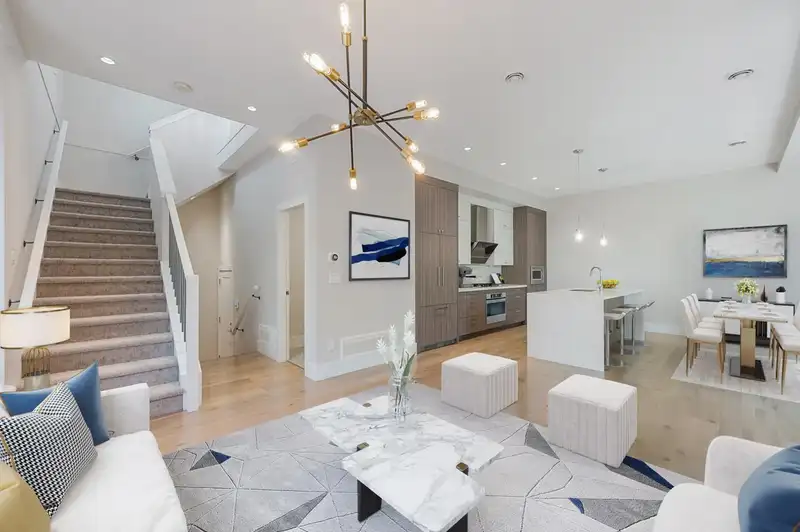 9 5071 STEVESTON HIGHWAY - photo 3 of 26