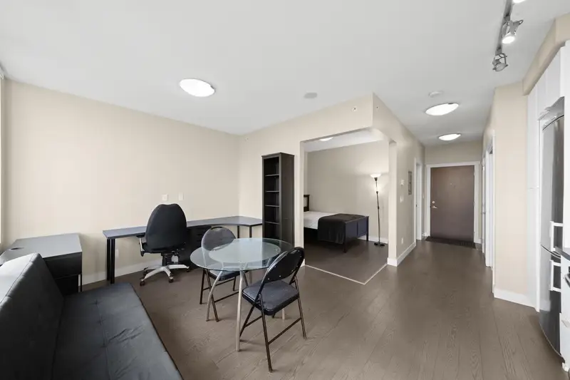 707 9025 HIGHLAND COURT - photo 3 of 20