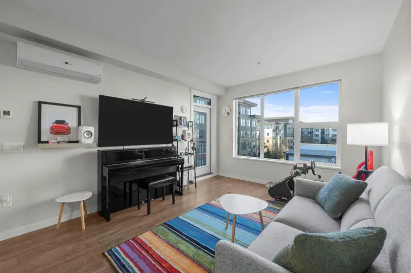 413 9399 ALEXANDRA ROAD - photo 1 of 25