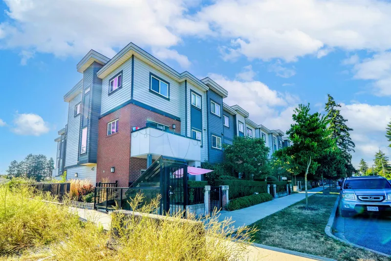 38 7247 140 STREET - photo 1 of 24