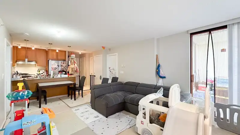 2105 7088 SALISBURY AVENUE - photo 2 of 19