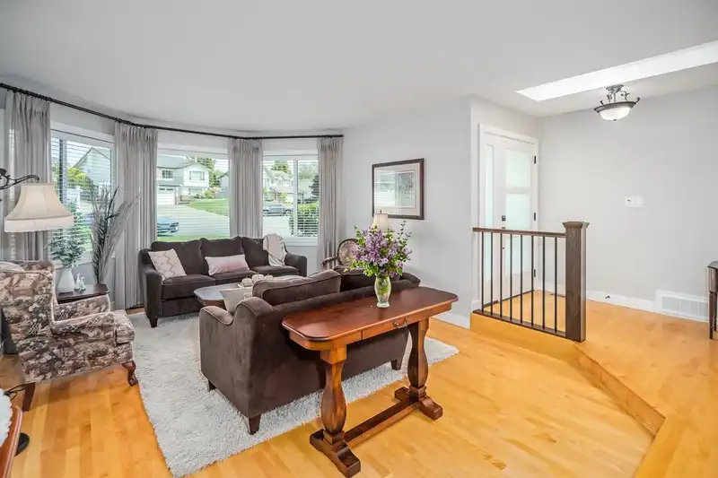 34936 GLENALMOND PLACE - photo 4 of 39