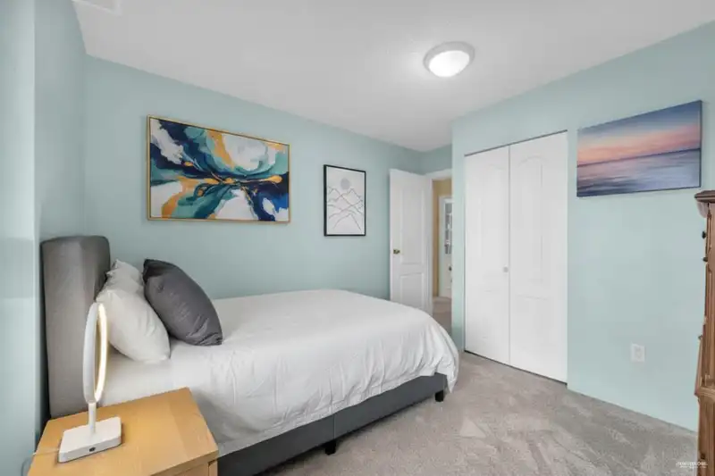 304 4941 LOUGHEED HIGHWAY - photo 4 of 17