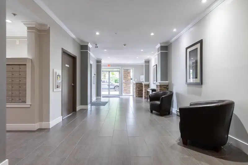 110 2068 SANDALWOOD CRESCENT - photo 4 of 40