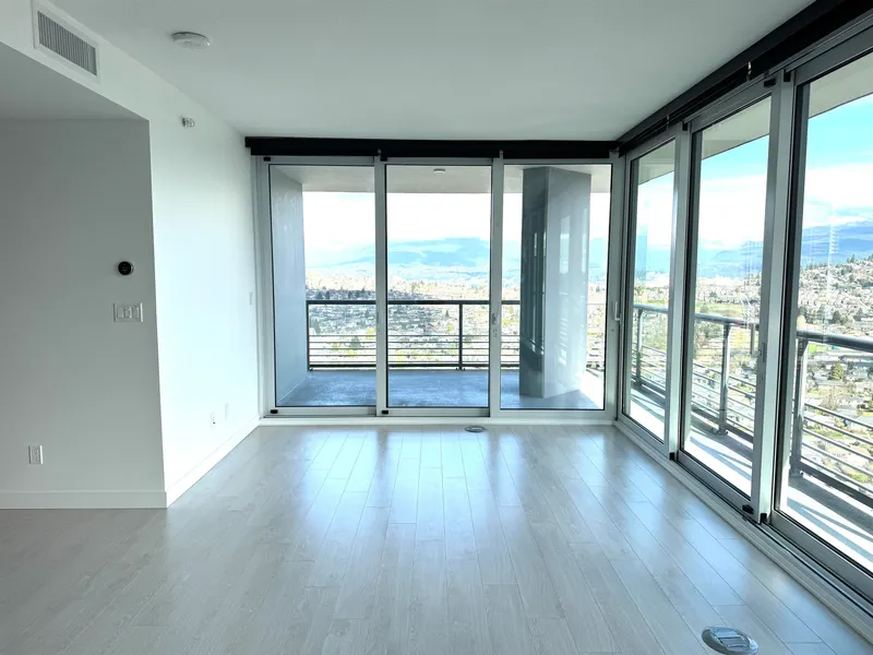 3703 4720 LOUGHEED HIGHWAY - photo 4 of 16