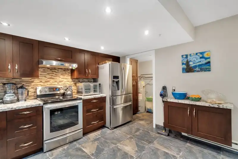 1124 ORR DRIVE - photo 4 of 23