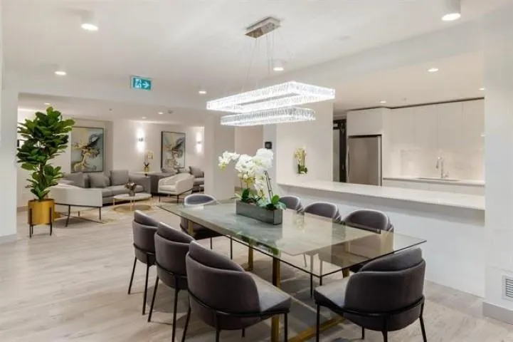 1510 5788 GILBERT ROAD - photo 4 of 5