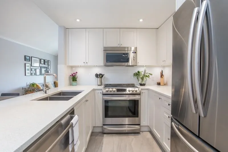 4 6360 LYNAS LANE - photo 2 of 25