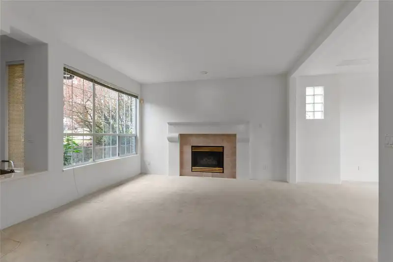 1609 PINETREE WAY - photo 4 of 30
