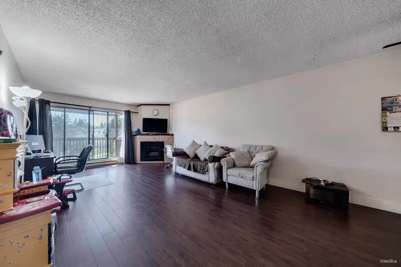 304 13507 96 AVENUE - photo 4 of 24
