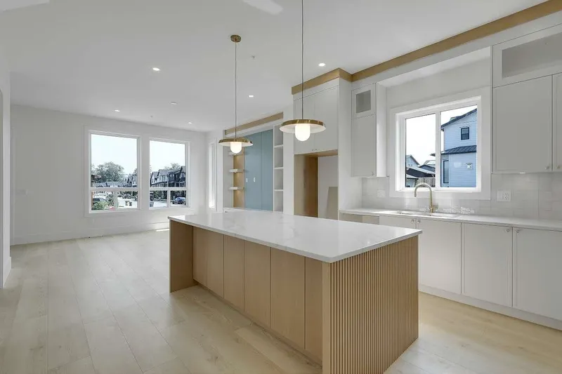 7678 196 STREET - photo 2 of 25