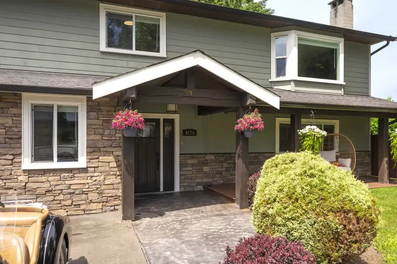 9275 FRENICE CRESCENT - photo 2 of 40