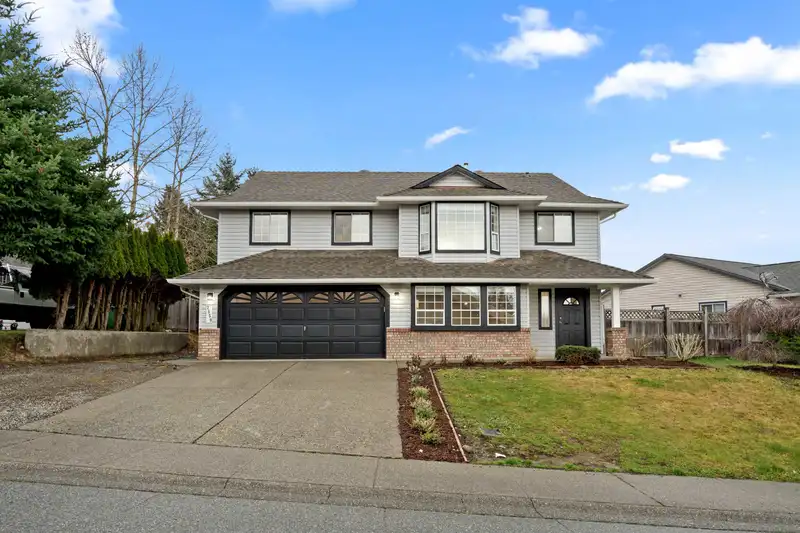 2859 CROSSLEY DRIVE - photo 1 of 29