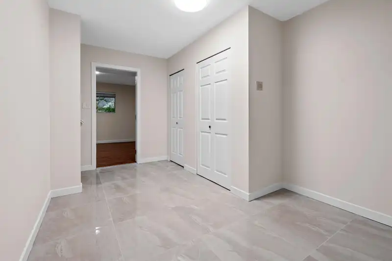 2859 CROSSLEY DRIVE - photo 4 of 29
