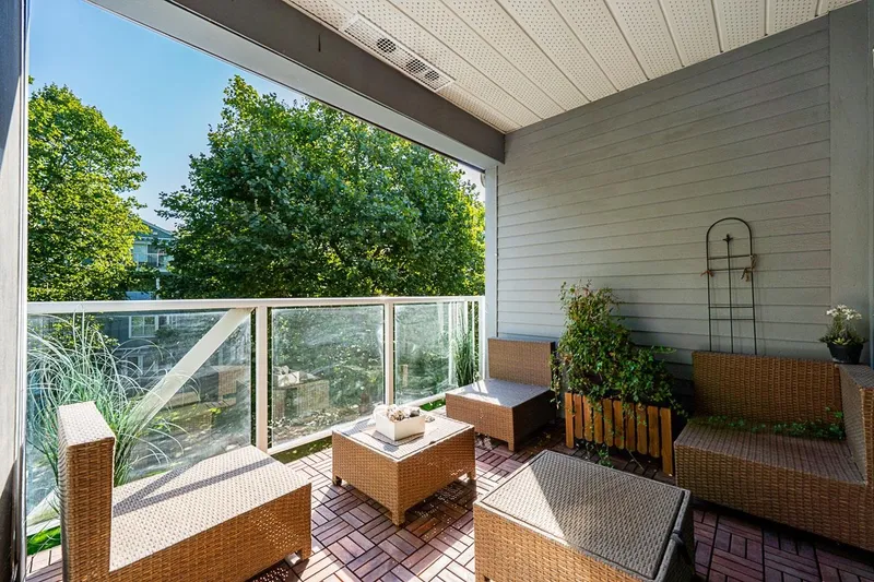 310 1880 E KENT SOUTH AVENUE - photo 3 of 25