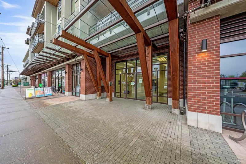 PH21 5288 GRIMMER STREET - photo 2 of 25