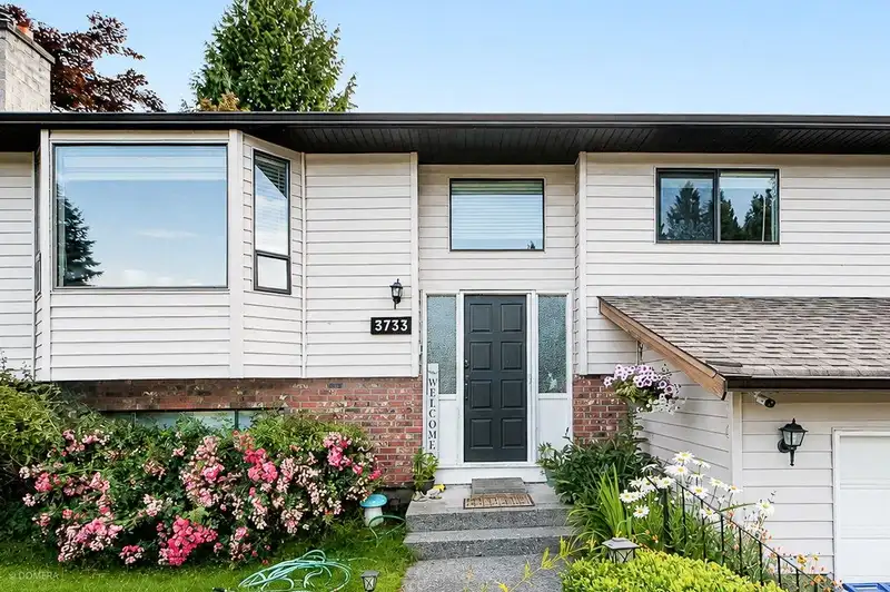 3733 DUNSMUIR WAY - photo 4 of 23