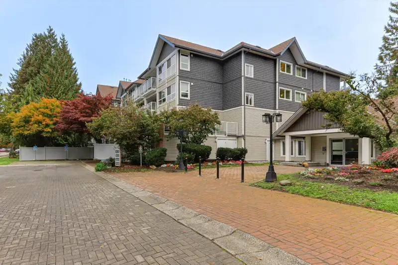 210 9688 148 STREET - photo 1 of 34