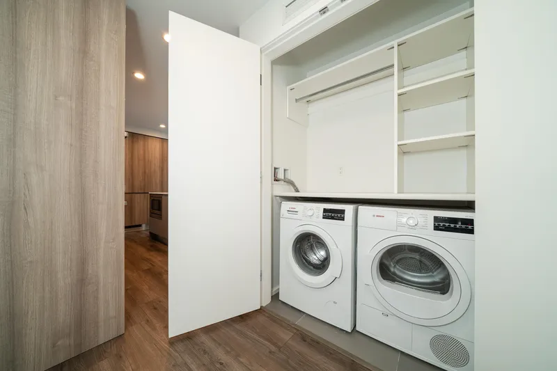 5001 3809 EVERGREEN PLACE - photo 4 of 25