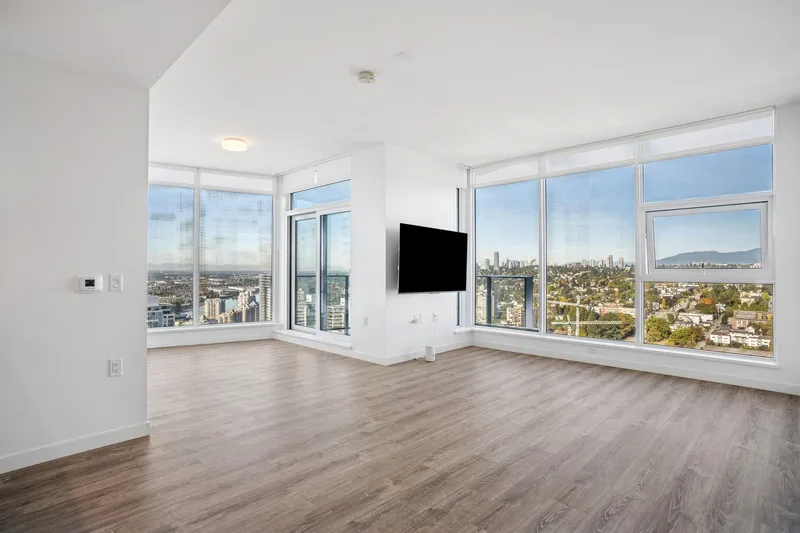 3703 680 QUAYSIDE DRIVE - photo 4 of 25