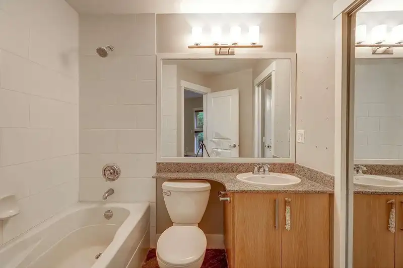 107 2943 NELSON PLACE - photo 4 of 35