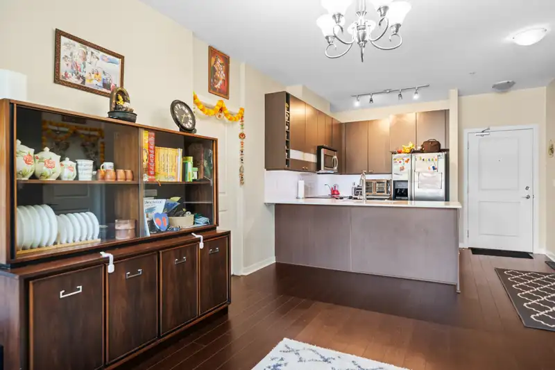 202 5655 210A STREET - photo 1 of 29