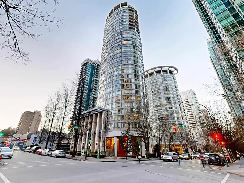 2901 1200 ALBERNI STREET - photo 1 of 34