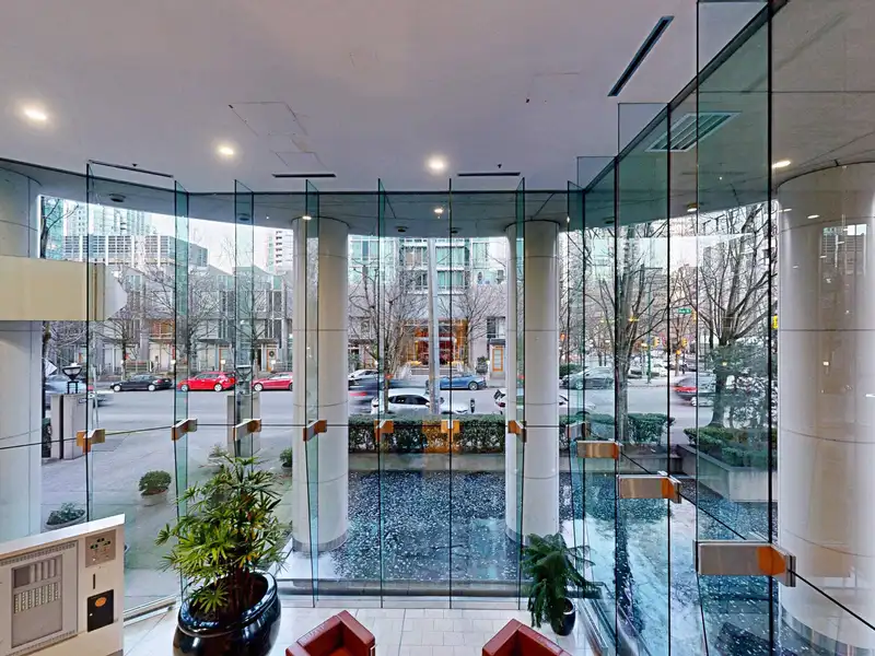 2901 1200 ALBERNI STREET - photo 3 of 34