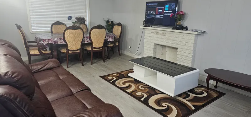 11082 146A STREET - photo 3 of 6