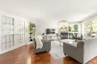 201A 1220 QUAYSIDE DRIVE - thumbnail 4