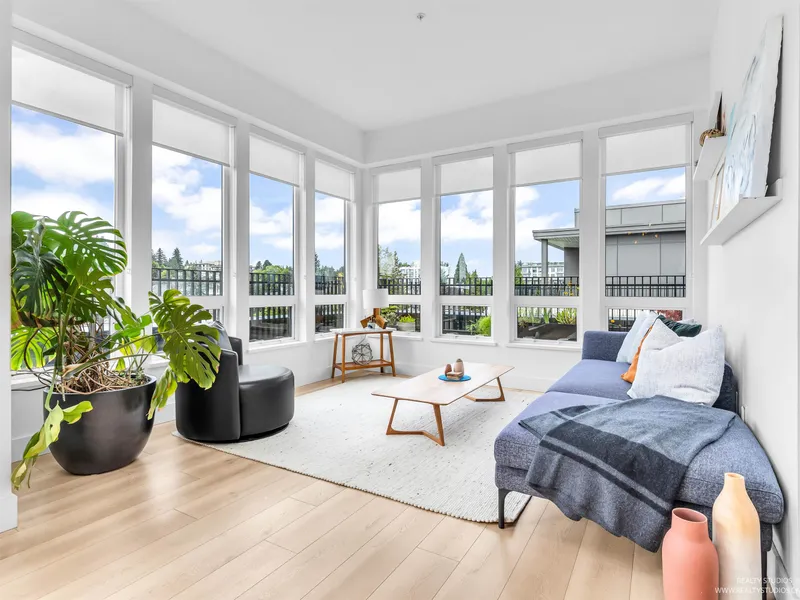 405 288 W KING EDWARD AVENUE - photo 3 of 25