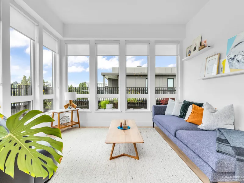 405 288 W KING EDWARD AVENUE - photo 4 of 25