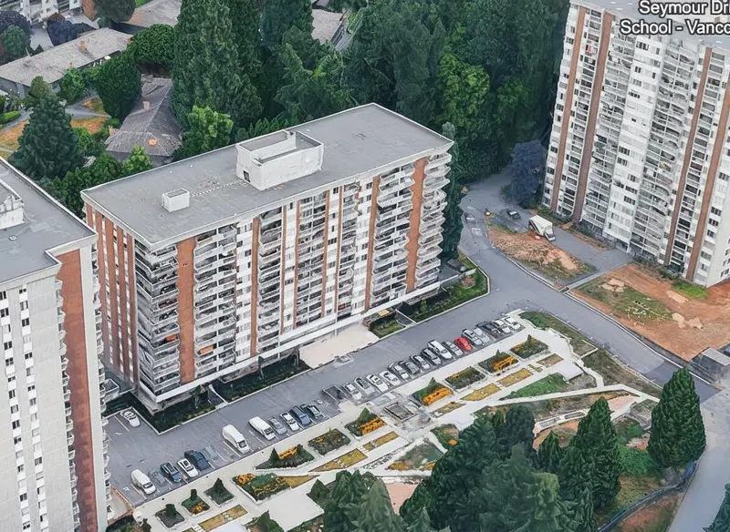 202 2012 FULLERTON AVENUE - photo 1 of 16